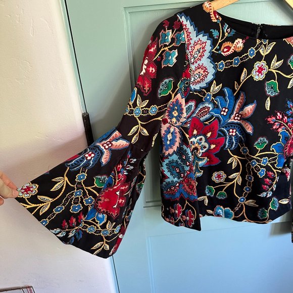 Alice and Olivia Bell Sleeve Baska Shirt - Picture 4 of 5